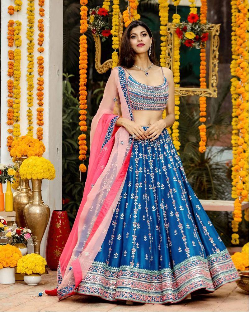 Virtual Try On Bangladesh’s Traditional Attire Online With FitRoom 4 Lehenga Choli dress of Bangladesh